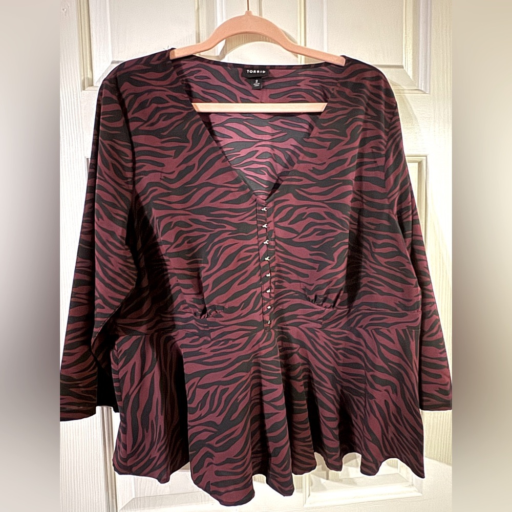 Torrid 2 blouse with zebra design